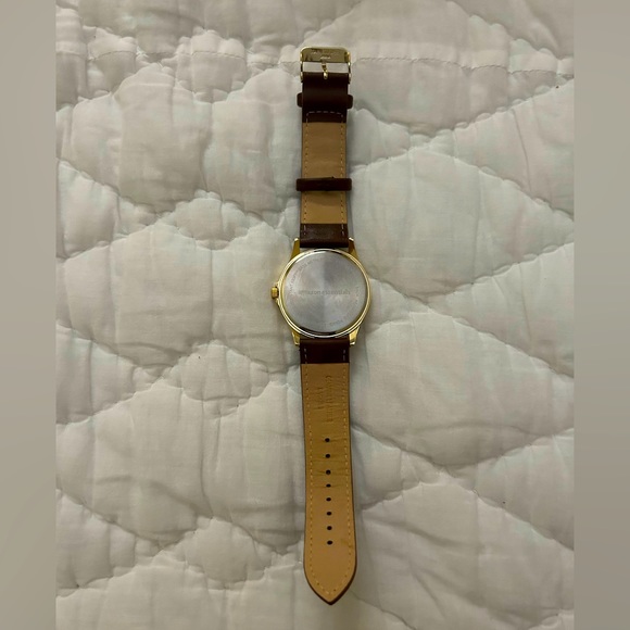 Watch - Picture 3 of 3